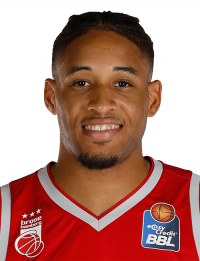 https://img.shrzjg.com/img/basketball/player/f39e74da55467eb5b490935646319af8.png